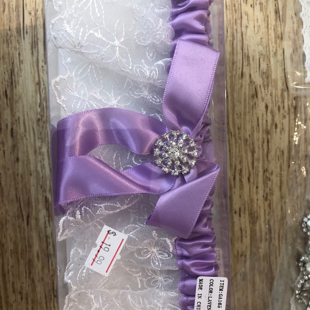 Garters - Picture 5 of 13